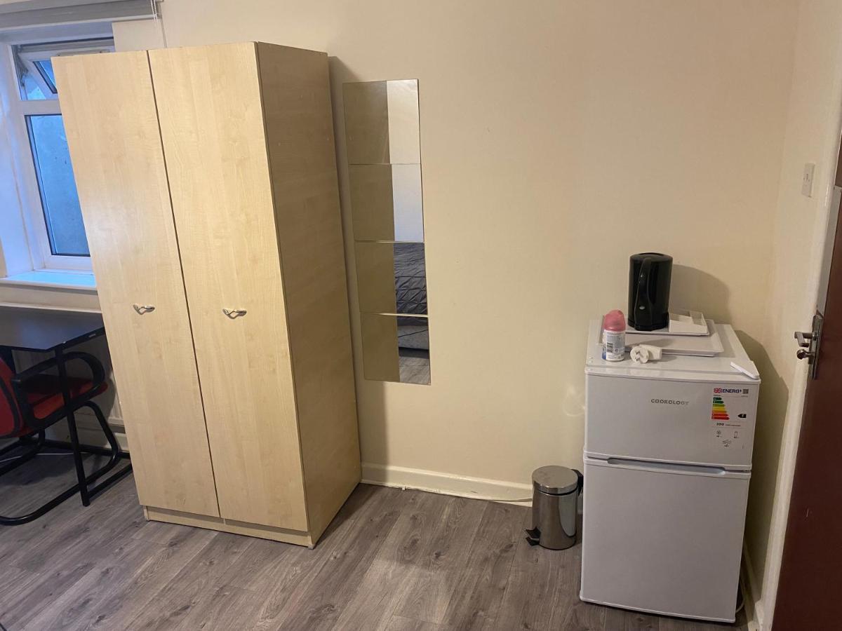 Blackberry Rooms Self-Catering 南安普敦 外观 照片